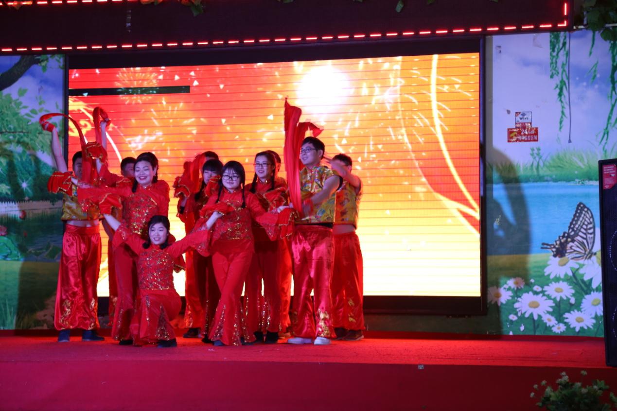 La danse d'ouverture 